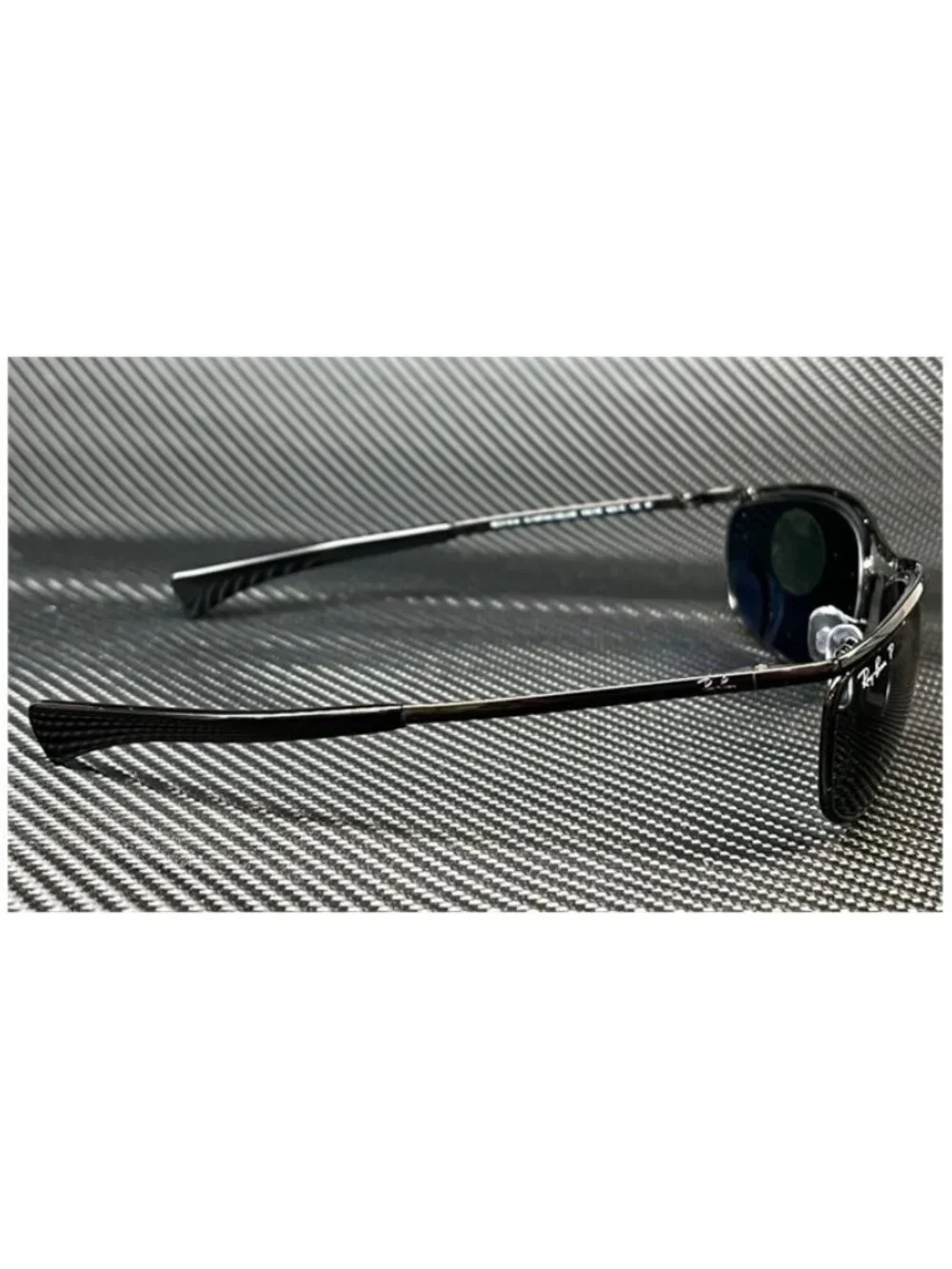New Ray Ban Men  Black Sunglasses  62- 18- 125